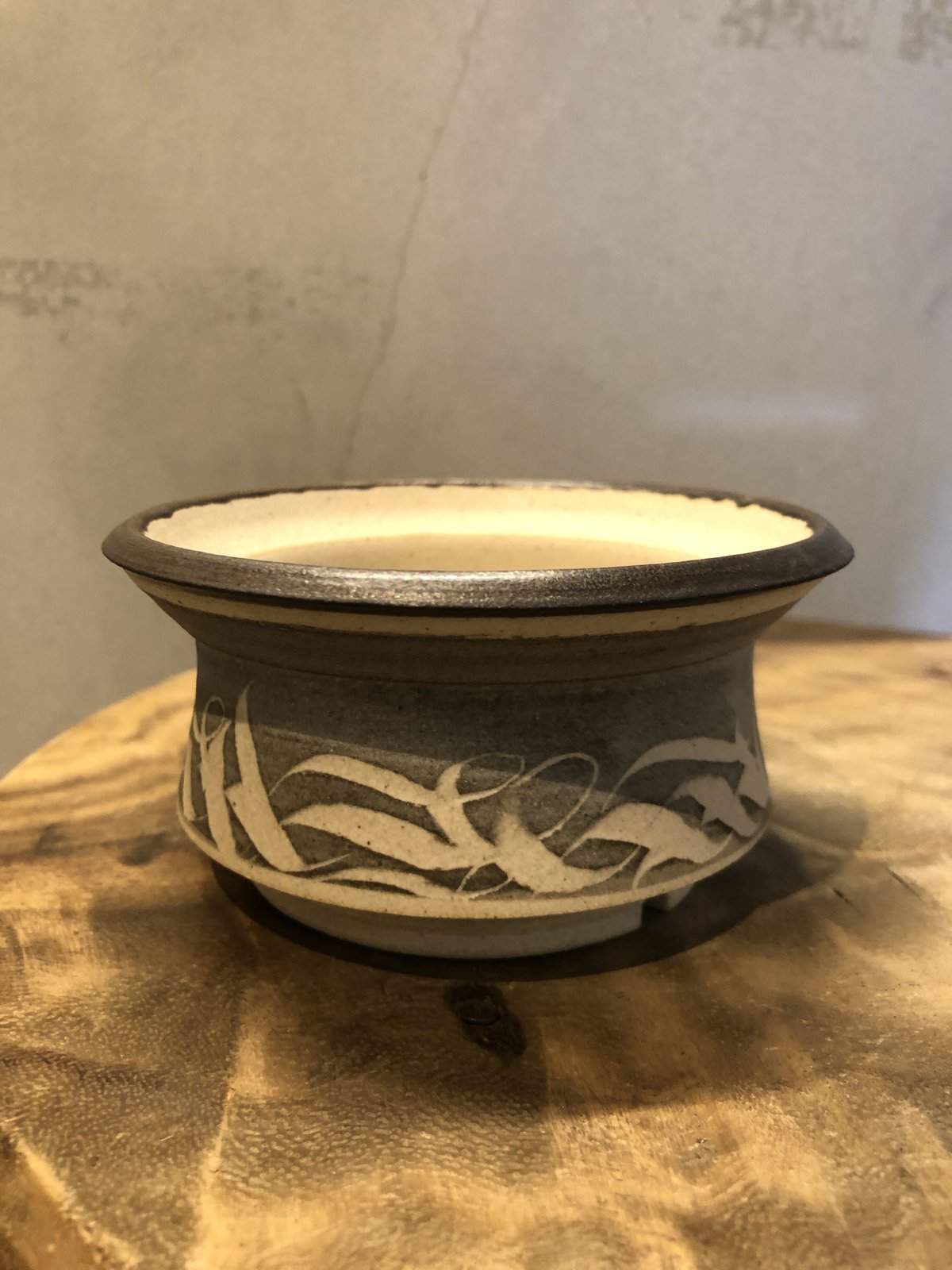 保田修作 刻紋 コラボ陶器 粉引き鉢 刻紋鉢 保田修作×rimwork | GREEN LUCK