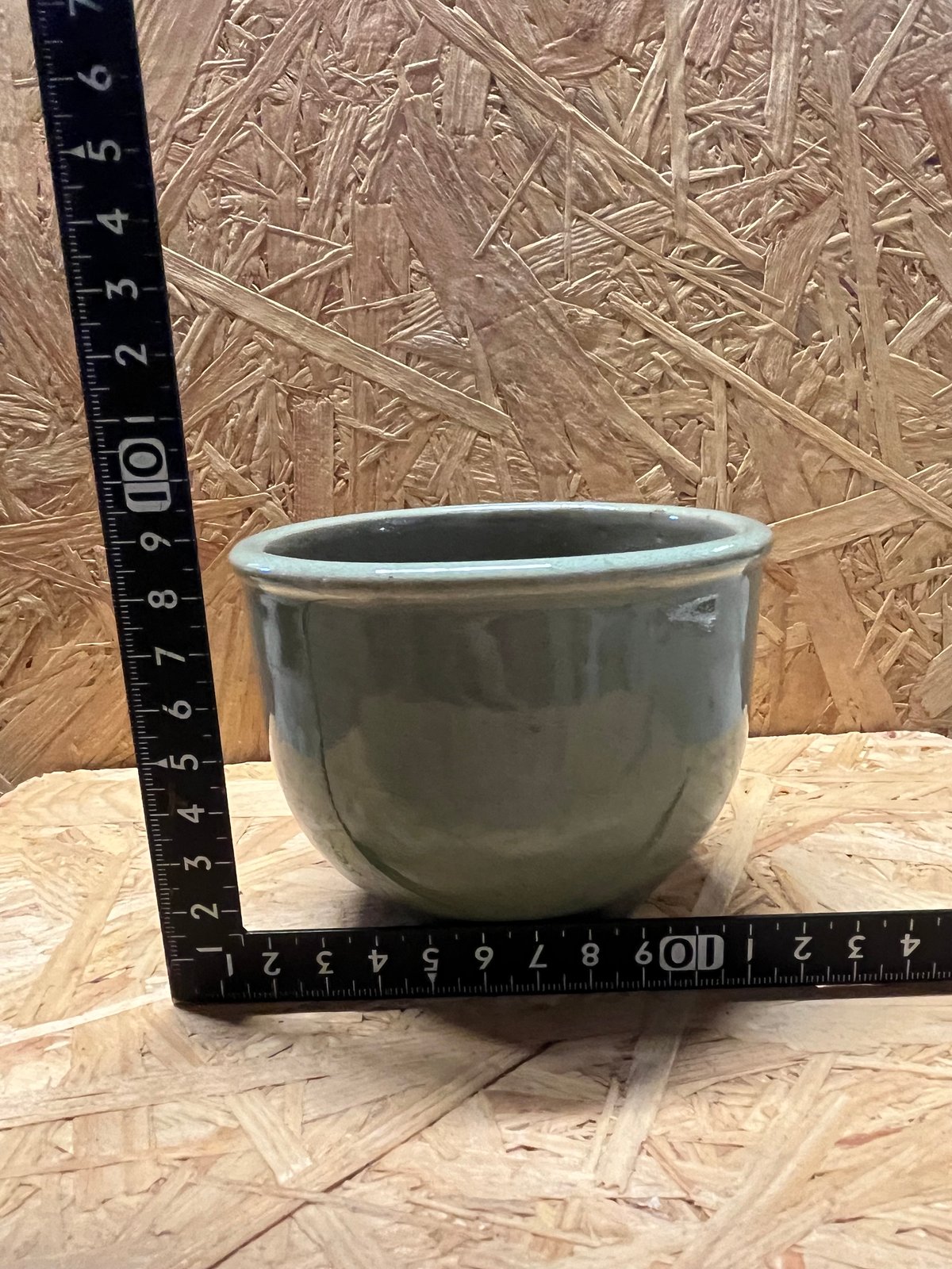 伝市鉢 コウロ型 3.5号 土灰釉 グリーン | GREEN LUCK