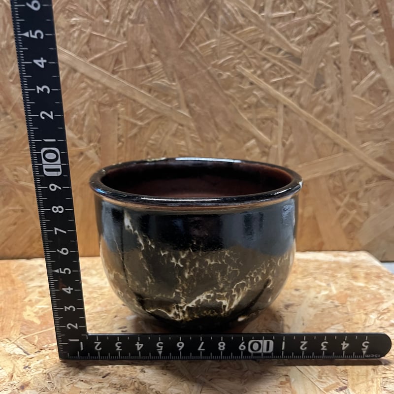 伝市鉢 コウロ型 3.5号 丹波黒流し | GREEN LUCK 伝市鉢 コウロ型 3.5号 丹波黒流し | GREEN LUCK