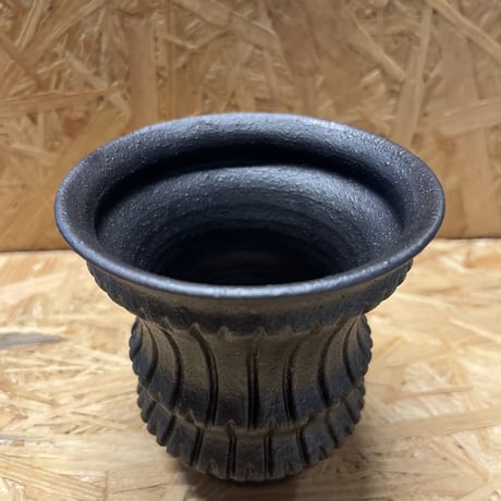 淡海陶芸研究所　植木鉢　泥彩彫鉢　（tribal）