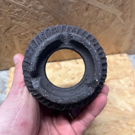 一穂窯　縞黒嘯裂鉢