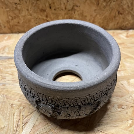 一穂窯　グレー嘯裂鉢