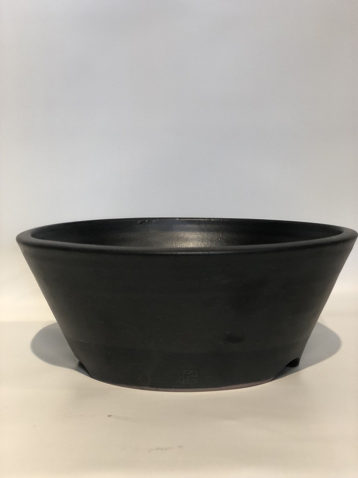 伝市鉢 中深 艶消し黒 7号 | GREEN LUCK