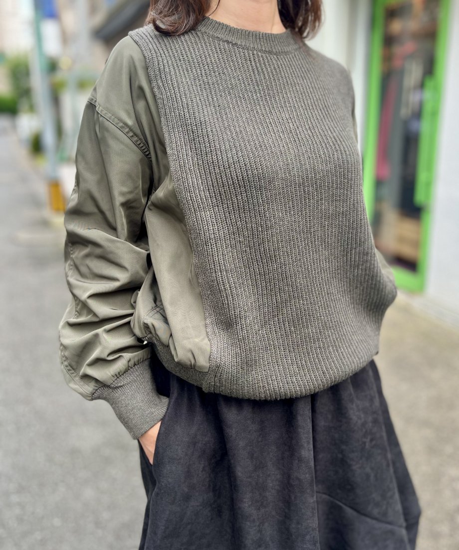 人気デザイン】サカイ 異素材切り替えスウェット MA-1 ドッキング