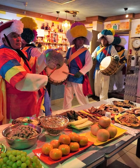 【食材付き！】オンラインイベント「ヤスダと神野の土産話～韓国 楸子島の旧正月祭りと食～」