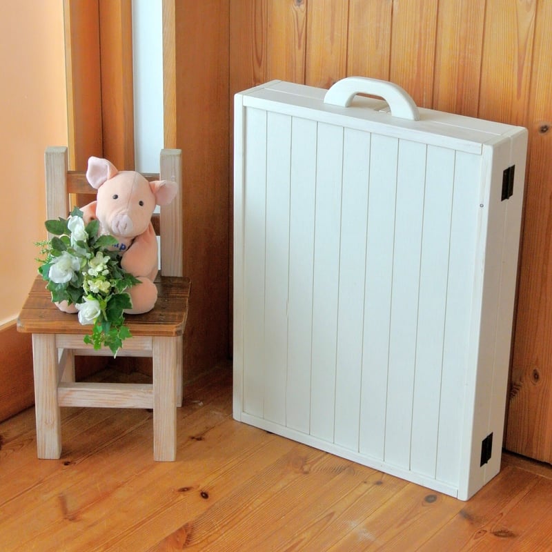 スリムな観音開きのカスタマイズ什器 | Natural Flower