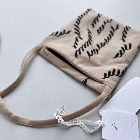 2024-2025AW / 人気完売品 / mina perhonen ribbon stick pocket bag