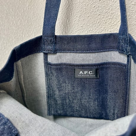 A.P.C. TOTE LAURE BAG