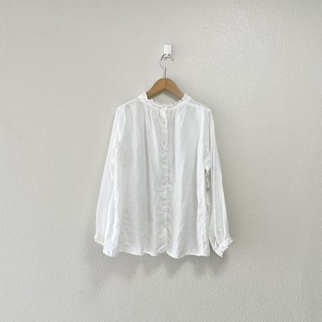 nest Robe リネンスタンドフリルブラウス