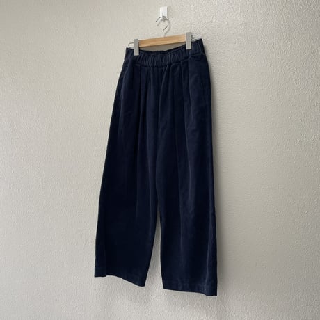オローネ コーデュロイパンツ