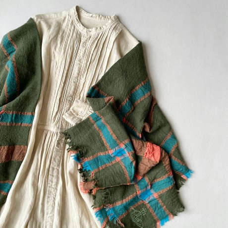 nest Robe ランダムタックワンピース