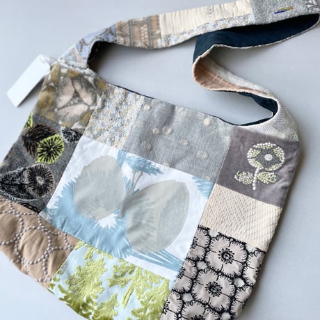 タグ付き未使用品 / 人気完売品 / mina perhonen piece, shoulder bag  -light mix-