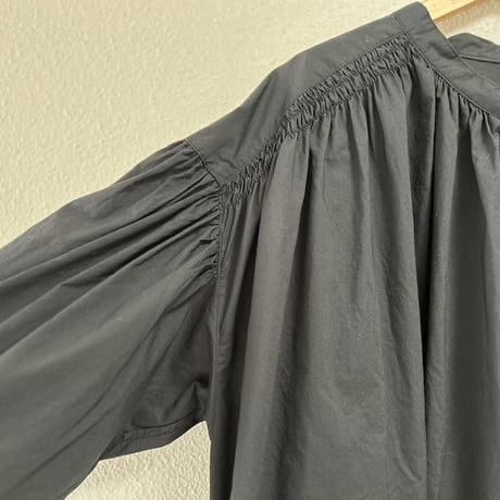 UNIVERSAL TISSU ギャザーシャツワンピース