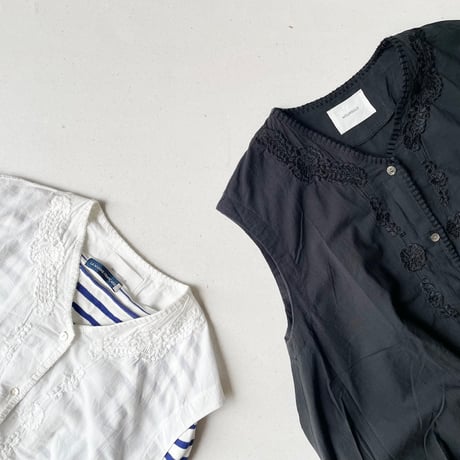 midiumisolid 刺繍ノースリーブブラウス