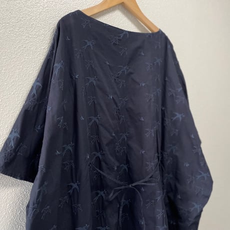 LOISIR 刺繍ワンピース