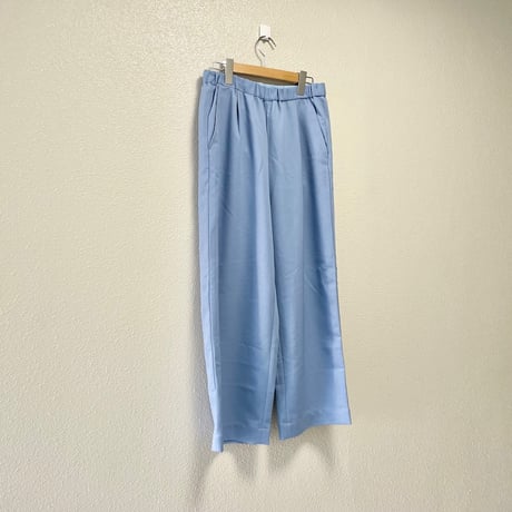 販売継続品 / タグ付き未使用品 / MidiUmi color easy pants