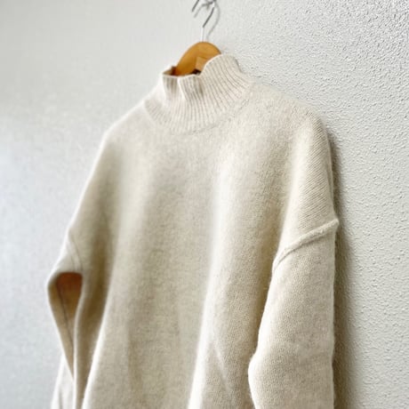 2023AW / BEARDSLEY ホワイトヤクプルオーバー