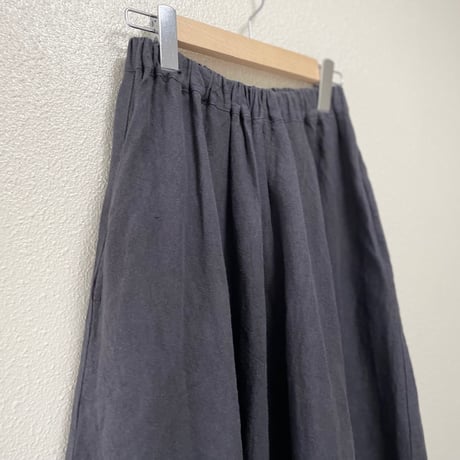 定番品 / あたう洋裁店 ポンポンマム サルエルパンツ ブラック