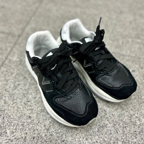 New Balance 5740