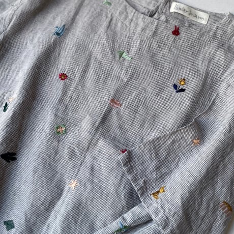 l'atelier du savon 小さいおりがみ刺繡ブラウス