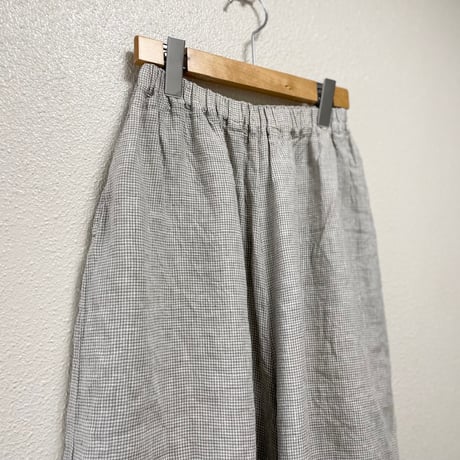 あたう洋裁店 リネン裾フリルパンツ