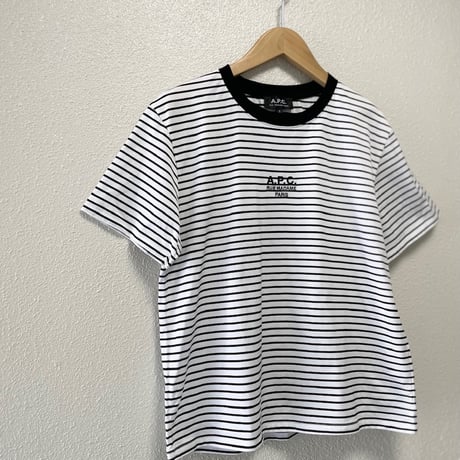 2025SS / A.P.C. ×  FREAK'S STORE 別注 T-SHIRT DESIREE スモールロゴTシャツ