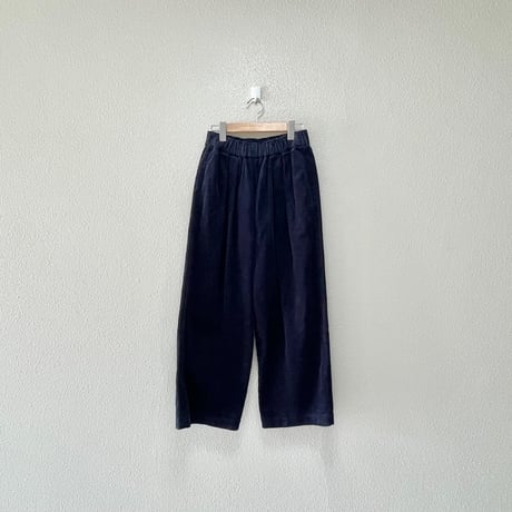 オローネ コーデュロイパンツ