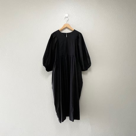 UNIVERSAL TISSU コットン ナチュラル タイプライター Vネック ギャザー ワンピース