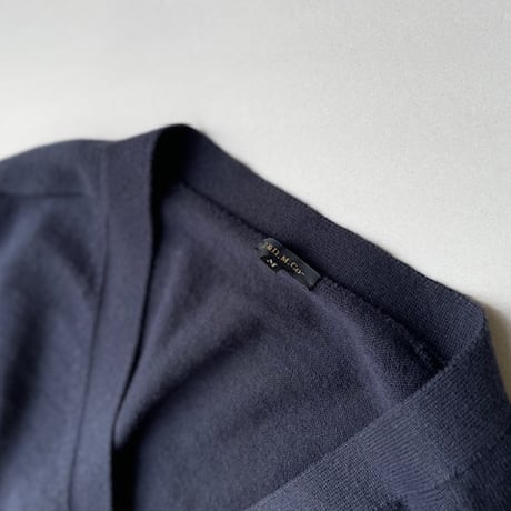 R&D.M.Co-  エルボーパッチVネックカーディガン