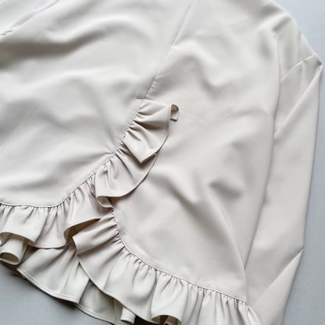 販売継続品 / anana 裾フリルブラウス グレージュ