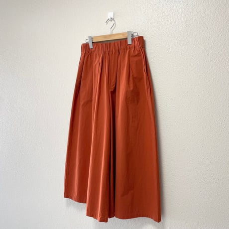2024SS / HUIS. オーガニックコットンスカートパンツ 505