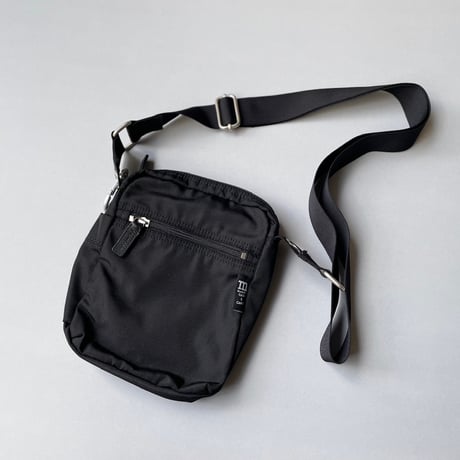 販売継続品 / marimekko Cash&Carry ショルダーバッグ