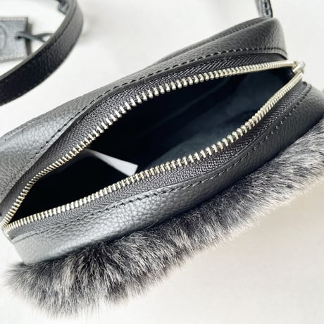 REN  FAKE FUR ミニチェストバッグ