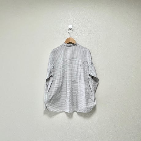 human woman 衿フリルダブルウィンドペン柄ブラウス