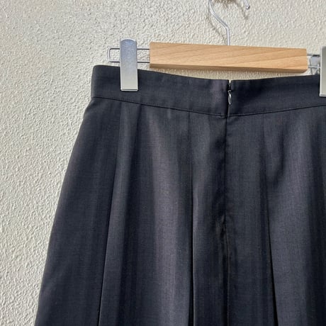fig London woolmood boxpleats スカート