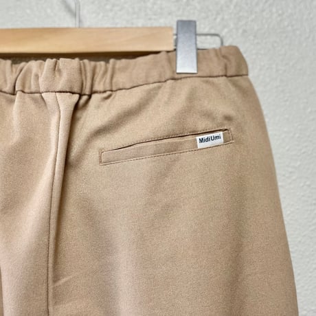販売継続品 / タグ付き未使用品 / MidiUmi color easy pants