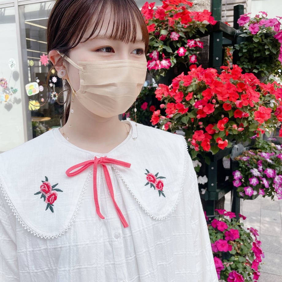 627a12a9b049a31b8c4feed1