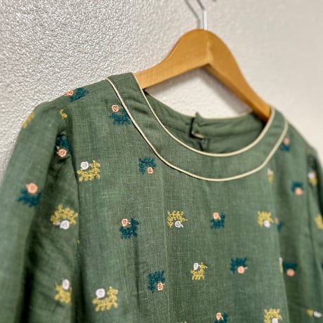 Sally Scott 刺繡ワンピース