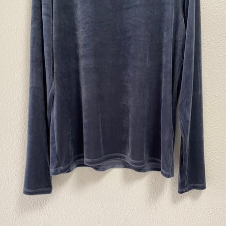 販売継続品 / 2025AW / 北欧、暮らしの道具店 KURASHI&Trips PUBLISHING やわらかなツヤ感のベロアカットソー