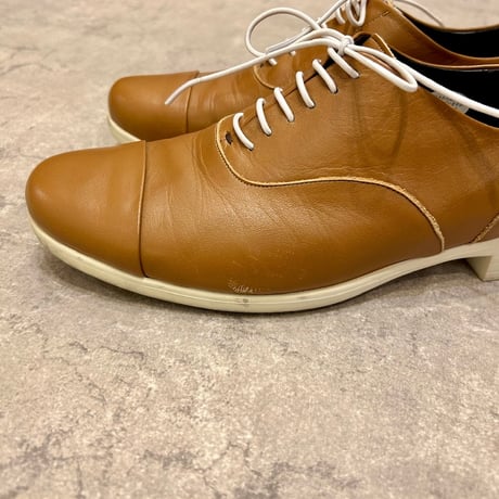 CHAUSSER  TRAVEL SHOES  STRAIGHT TIP SHOES