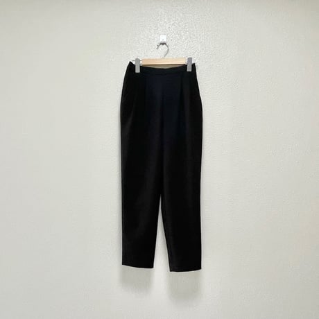 販売継続品 / anana テーパードパンツ ブラック