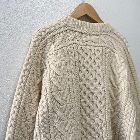 AMERICAN EAGLE ケーブルハンドニット