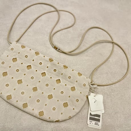 minaperhonen  coupe bag -anemone-