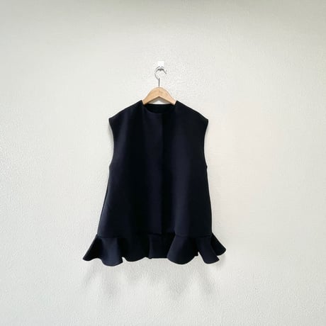 販売継続品 / anana フリルヘムベスト
