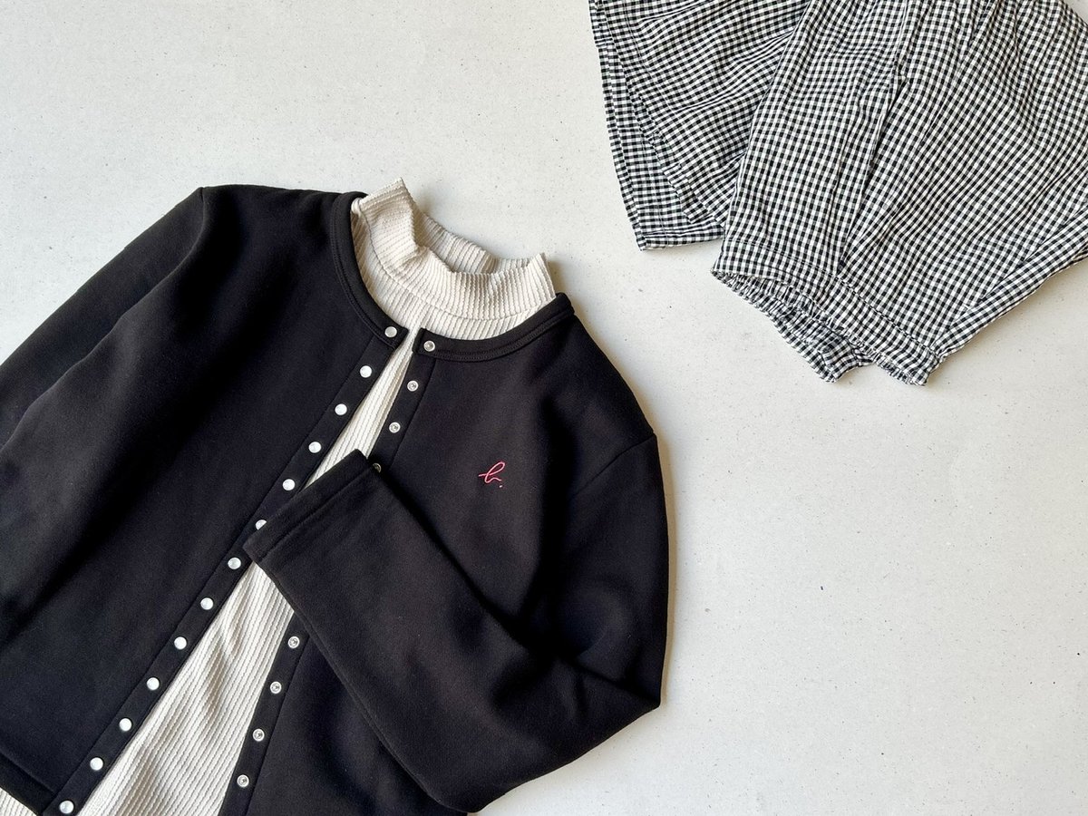 agne's b. × ADAM ET ROPE' 別注カーディガンプレッション | Lisu