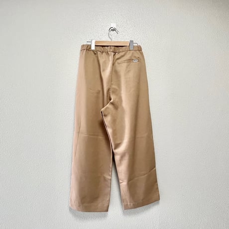 販売継続品 / タグ付き未使用品 / MidiUmi color easy pants