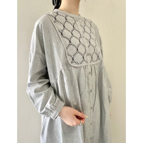 【3色展開】select 刺繍ワンピース
