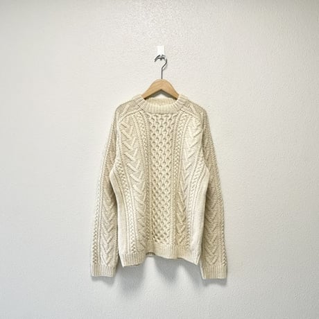 AMERICAN EAGLE ケーブルハンドニット