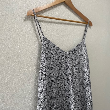nest Robe ヘンプ BLACK FLOWEL ワンピース