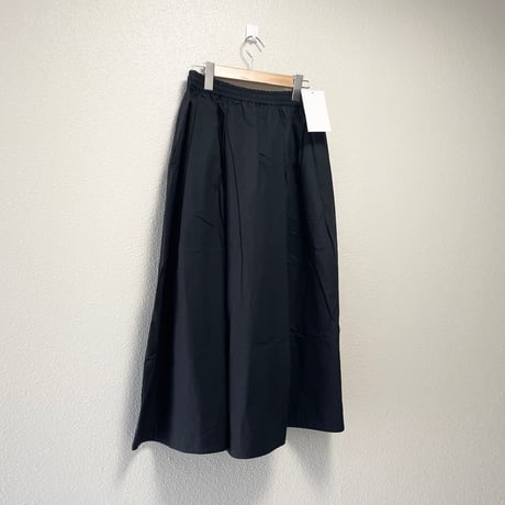 販売継続品 / タグ付き未使用品 / MARMARMAR タックボリュームスカート